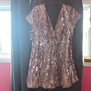Mini pink sequence dress plus size 20